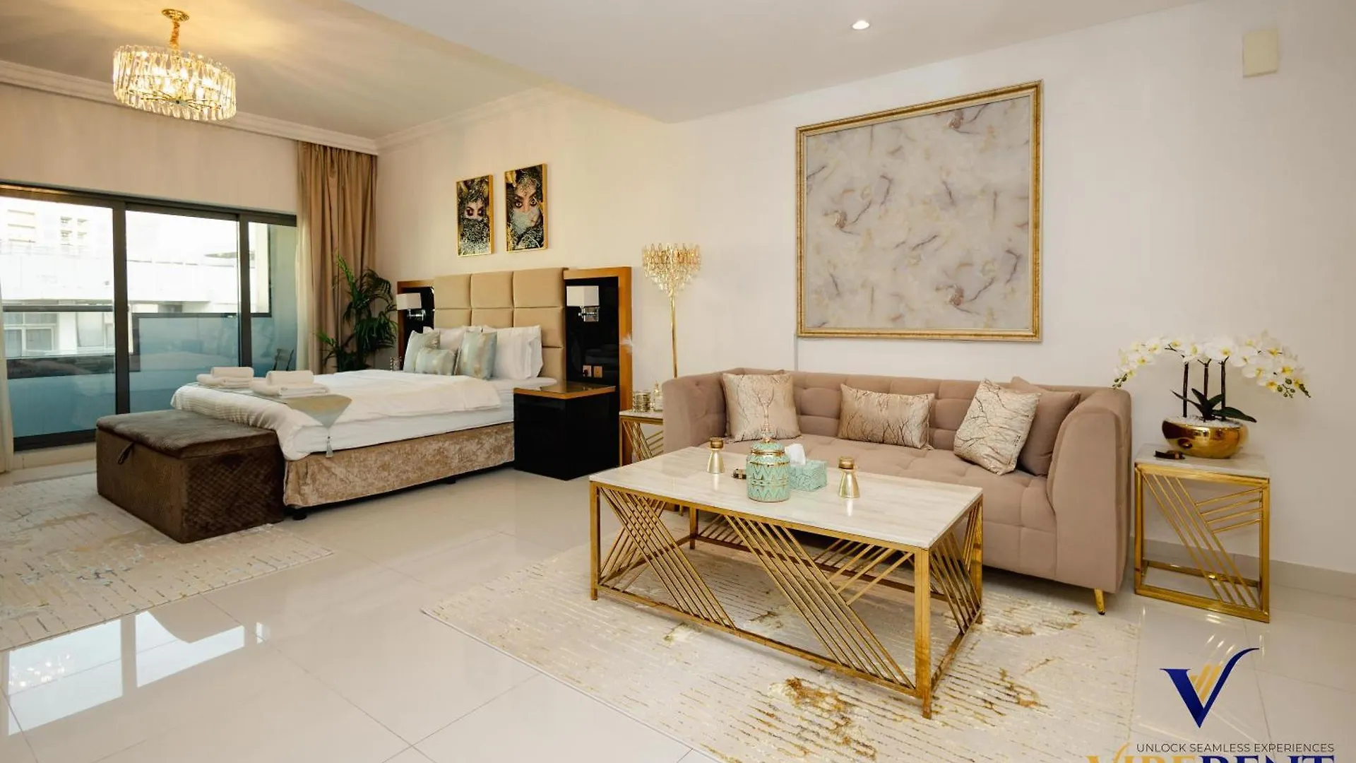 Elegant Studio Getaway, Central Business Bay, Dubai