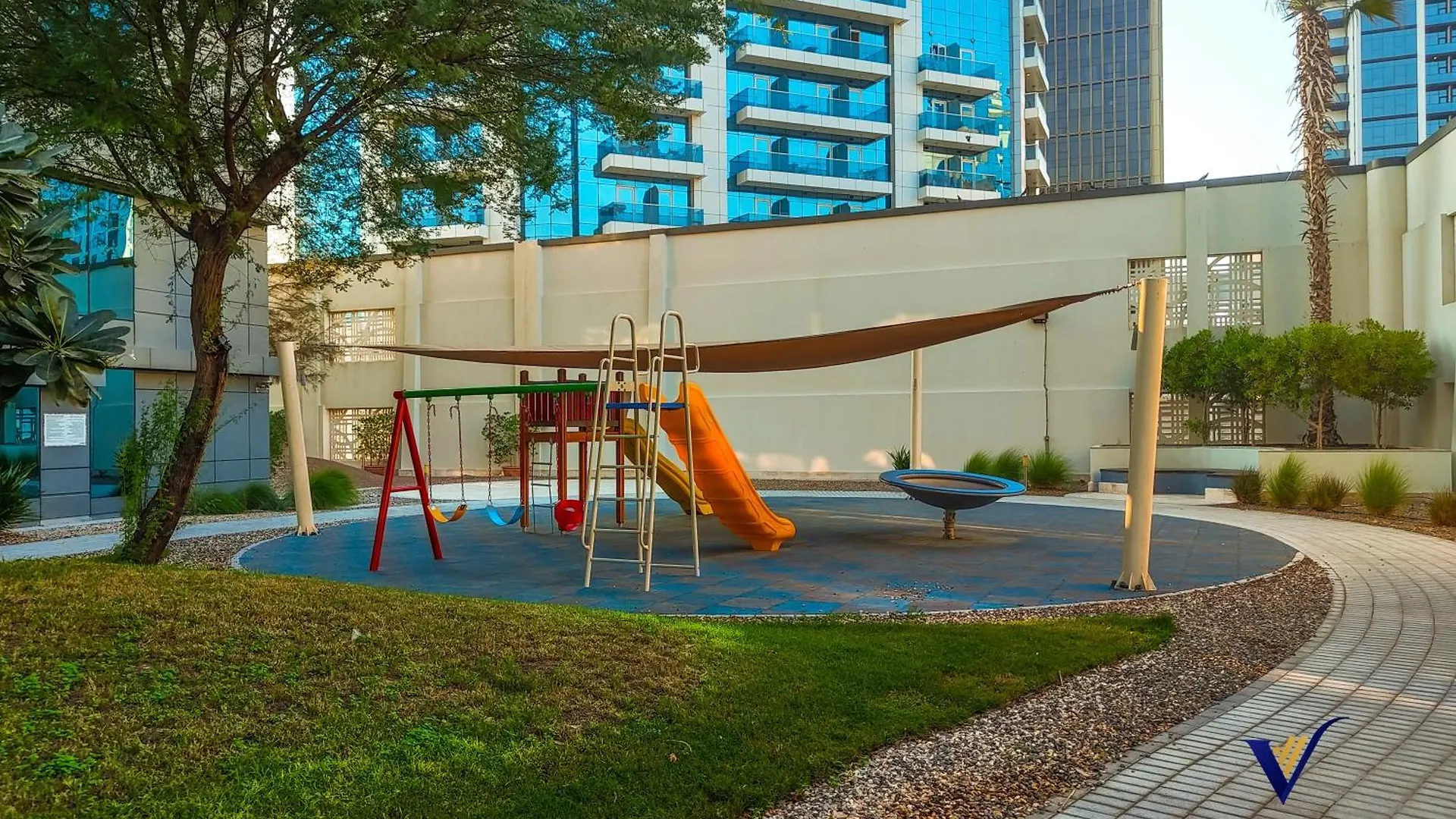 Elegant Studio Getaway, Central Business Bay, Dubai United Arab Emirates